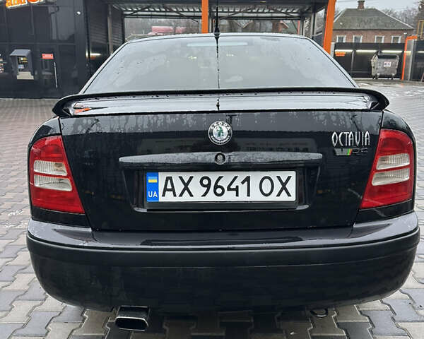 Черный Шкода Октавия, объемом двигателя 1.78 л и пробегом 287 тыс. км за 4500 $, фото 1 на Automoto.ua
