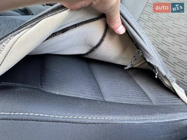 Чорний Шкода Октавія, об'ємом двигуна 1.6 л та пробігом 265 тис. км за 4999 $, фото 49 на Automoto.ua