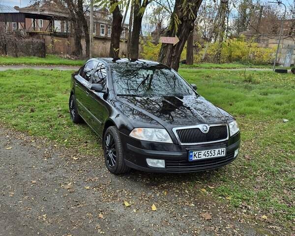 Чорний Шкода Октавія, об'ємом двигуна 1.6 л та пробігом 195 тис. км за 6600 $, фото 3 на Automoto.ua