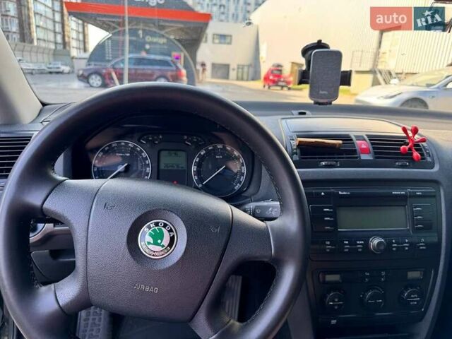 Чорний Шкода Октавія, об'ємом двигуна 1.6 л та пробігом 265 тис. км за 4999 $, фото 42 на Automoto.ua