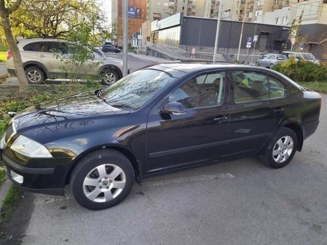 Черный Шкода Октавия, объемом двигателя 2 л и пробегом 139 тыс. км за 7500 $, фото 8 на Automoto.ua