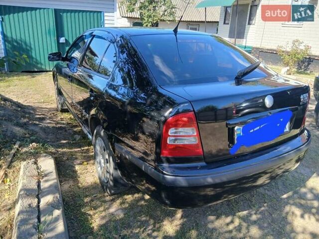 Черный Шкода Октавия, объемом двигателя 1.6 л и пробегом 183 тыс. км за 6000 $, фото 4 на Automoto.ua