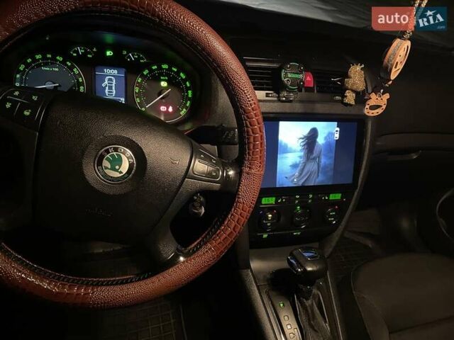 Чорний Шкода Октавія, об'ємом двигуна 1.98 л та пробігом 250 тис. км за 7300 $, фото 6 на Automoto.ua