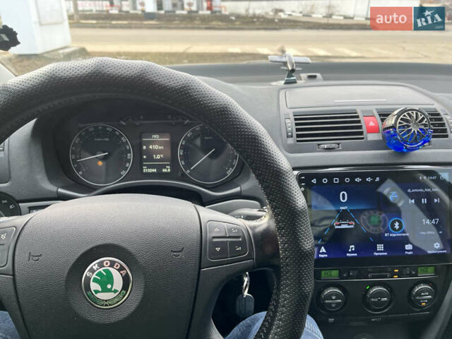 Черный Шкода Октавия, объемом двигателя 1.6 л и пробегом 216 тыс. км за 7600 $, фото 12 на Automoto.ua