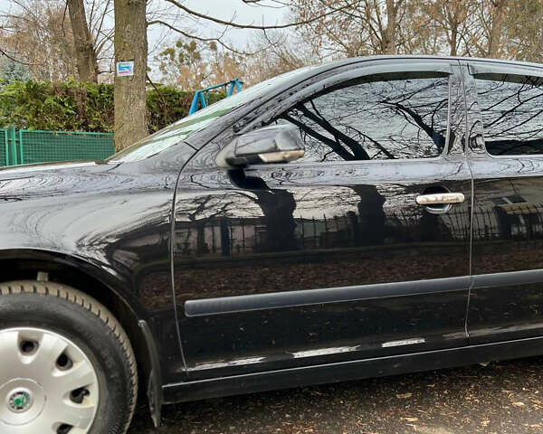 Черный Шкода Октавия, объемом двигателя 1.6 л и пробегом 211 тыс. км за 6800 $, фото 9 на Automoto.ua