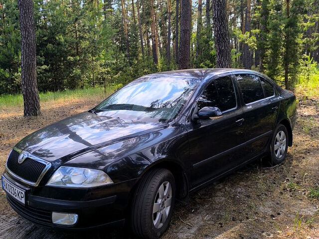 Черный Шкода Октавия, объемом двигателя 2 л и пробегом 195 тыс. км за 6250 $, фото 1 на Automoto.ua