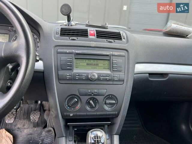 Шкода Октавия 2008 в Львове на Automoto.ua Черный Шкода Октавия, объемом двигателя 1.6 л и пробегом 132 тыс. км за 7380 $, фото 22 на Automoto.ua