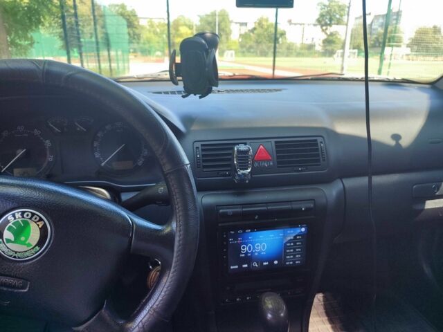 Чорний Шкода Октавія, об'ємом двигуна 1.6 л та пробігом 226 тис. км за 4800 $, фото 8 на Automoto.ua