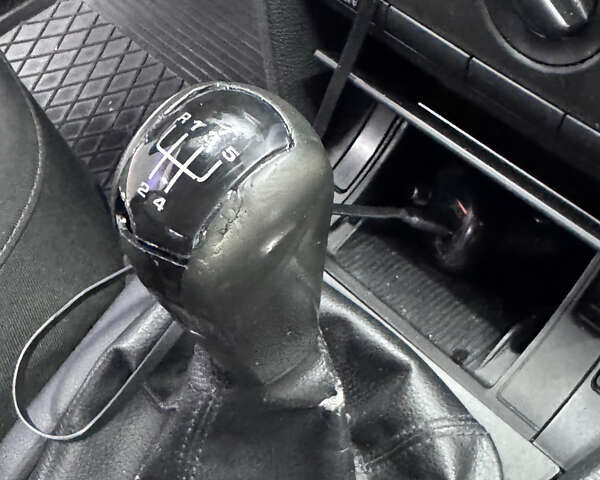 Черный Шкода Октавия, объемом двигателя 1.6 л и пробегом 132 тыс. км за 7950 $, фото 21 на Automoto.ua