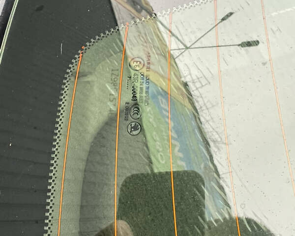 Черный Шкода Октавия, объемом двигателя 1.6 л и пробегом 301 тыс. км за 5600 $, фото 8 на Automoto.ua