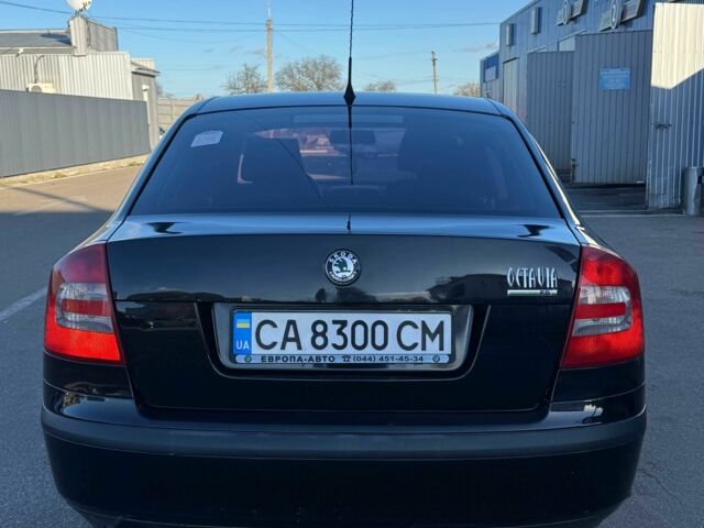 Черный Шкода Октавия, объемом двигателя 2 л и пробегом 192 тыс. км за 6400 $, фото 4 на Automoto.ua