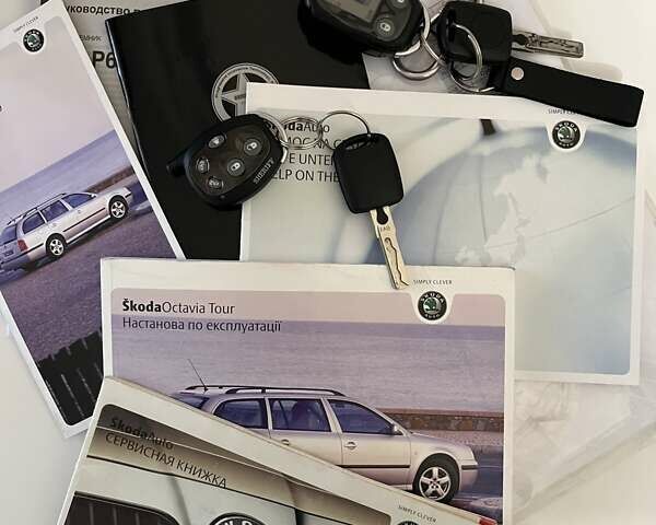 Черный Шкода Октавия, объемом двигателя 1.78 л и пробегом 172 тыс. км за 6600 $, фото 12 на Automoto.ua