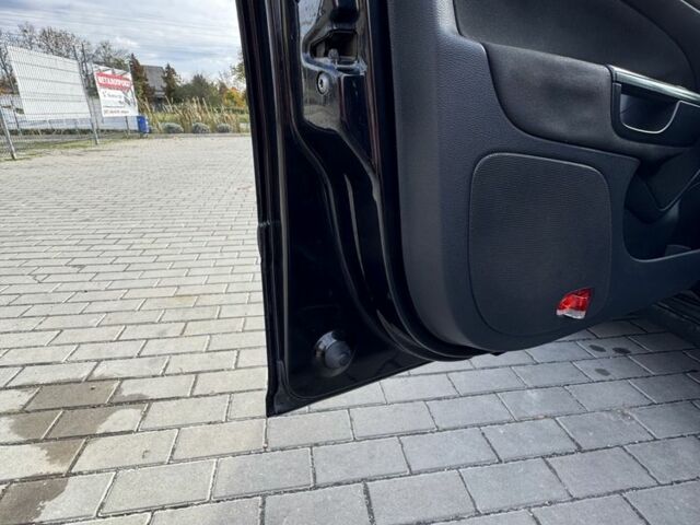Черный Шкода Октавия, объемом двигателя 2 л и пробегом 266 тыс. км за 5900 $, фото 8 на Automoto.ua