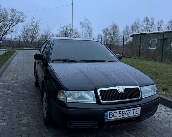 Черный Шкода Октавия, объемом двигателя 1.6 л и пробегом 245 тыс. км за 5400 $, фото 5 на Automoto.ua