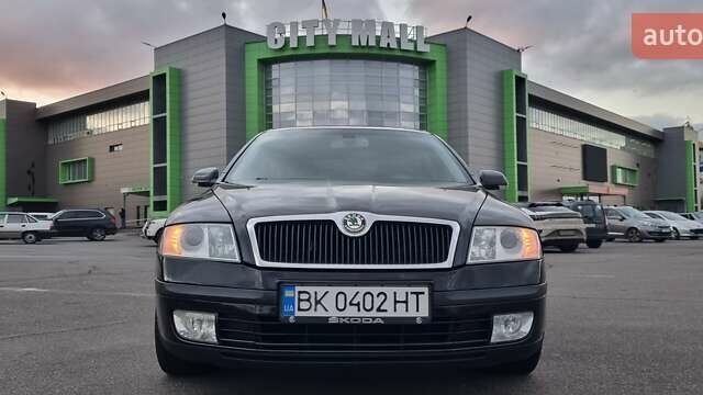 Черный Шкода Октавия, объемом двигателя 1.9 л и пробегом 278 тыс. км за 6799 $, фото 4 на Automoto.ua
