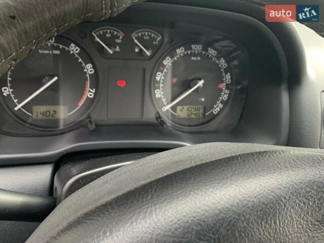 Шкода Октавія 2008 у Львові на Automoto.ua Чорний Шкода Октавія, об'ємом двигуна 1.6 л та пробігом 211 тис. км за 5300 $, фото 6 на Automoto.ua