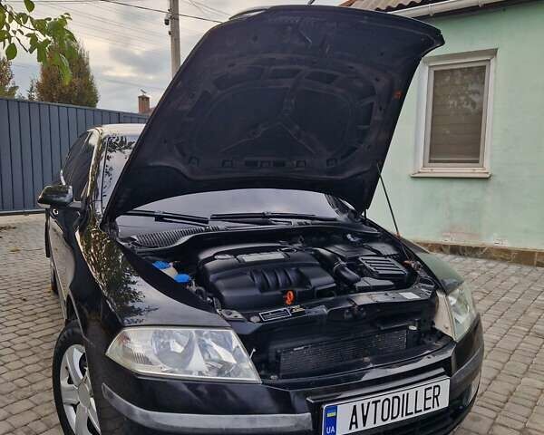 Черный Шкода Октавия, объемом двигателя 1.6 л и пробегом 213 тыс. км за 5800 $, фото 6 на Automoto.ua