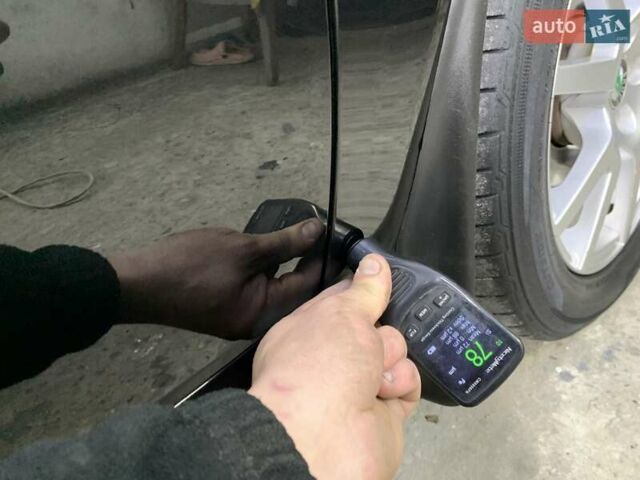 Черный Шкода Октавия, объемом двигателя 1.6 л и пробегом 151 тыс. км за 6100 $, фото 78 на Automoto.ua