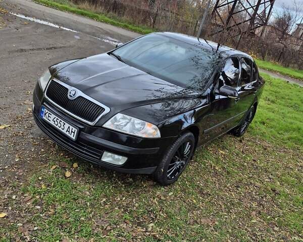 Чорний Шкода Октавія, об'ємом двигуна 1.6 л та пробігом 195 тис. км за 6600 $, фото 5 на Automoto.ua