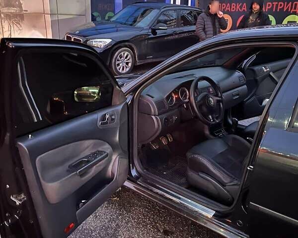 Черный Шкода Октавия, объемом двигателя 1.78 л и пробегом 240 тыс. км за 6500 $, фото 3 на Automoto.ua