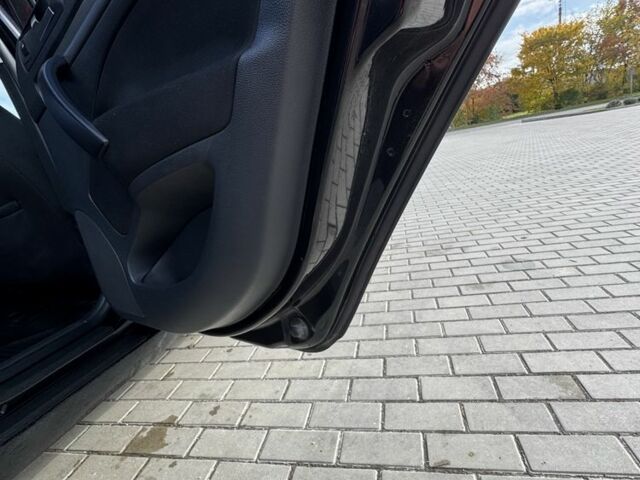 Черный Шкода Октавия, объемом двигателя 2 л и пробегом 266 тыс. км за 5900 $, фото 10 на Automoto.ua