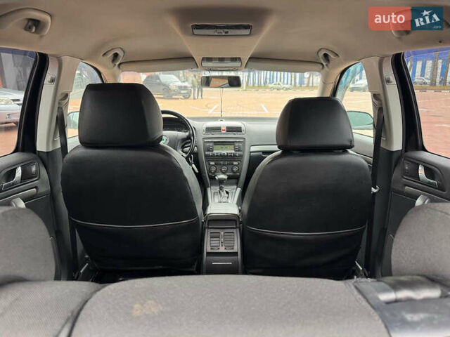 Черный Шкода Октавия, объемом двигателя 2 л и пробегом 230 тыс. км за 6950 $, фото 15 на Automoto.ua