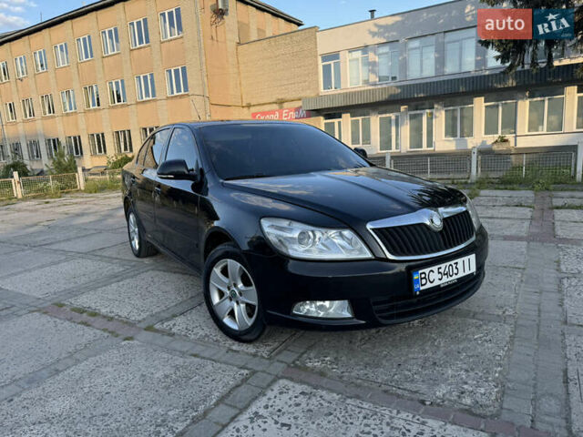Черный Шкода Октавия, объемом двигателя 1.6 л и пробегом 245 тыс. км за 6399 $, фото 1 на Automoto.ua