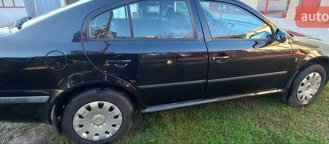 Чорний Шкода Октавія, об'ємом двигуна 1.9 л та пробігом 199 тис. км за 6000 $, фото 4 на Automoto.ua