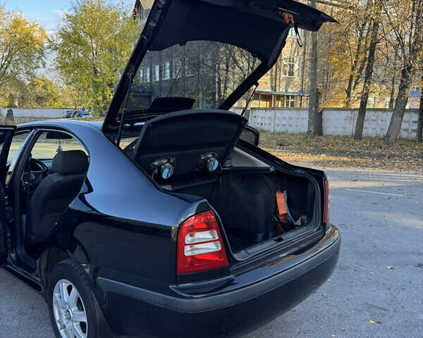 Шкода Октавія 2008 у Житомирі на Automoto.ua Чорний Шкода Октавія, об'ємом двигуна 1.6 л та пробігом 233 тис. км за 4999 $, фото 2 на Automoto.ua