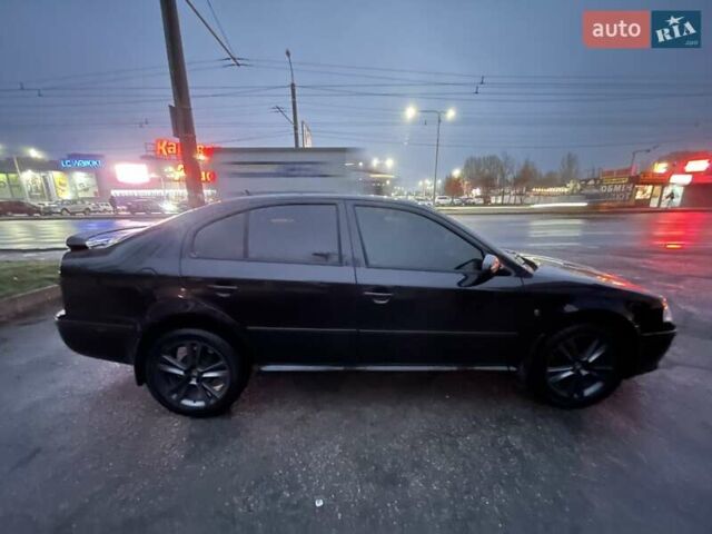 Черный Шкода Октавия, объемом двигателя 1.78 л и пробегом 240 тыс. км за 6500 $, фото 1 на Automoto.ua