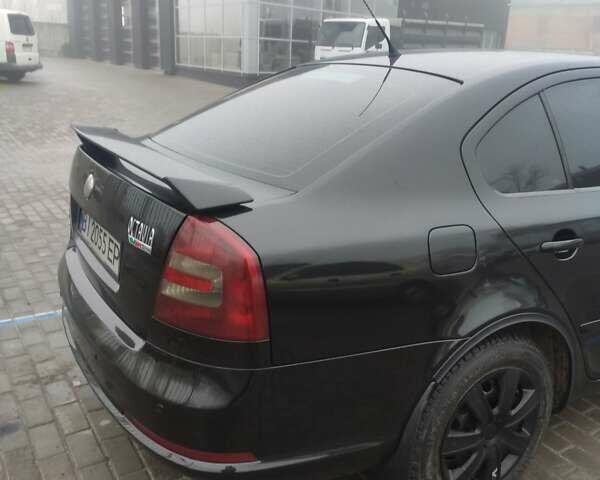 Черный Шкода Октавия, объемом двигателя 2 л и пробегом 272 тыс. км за 8300 $, фото 2 на Automoto.ua