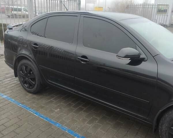 Черный Шкода Октавия, объемом двигателя 2 л и пробегом 272 тыс. км за 8300 $, фото 3 на Automoto.ua