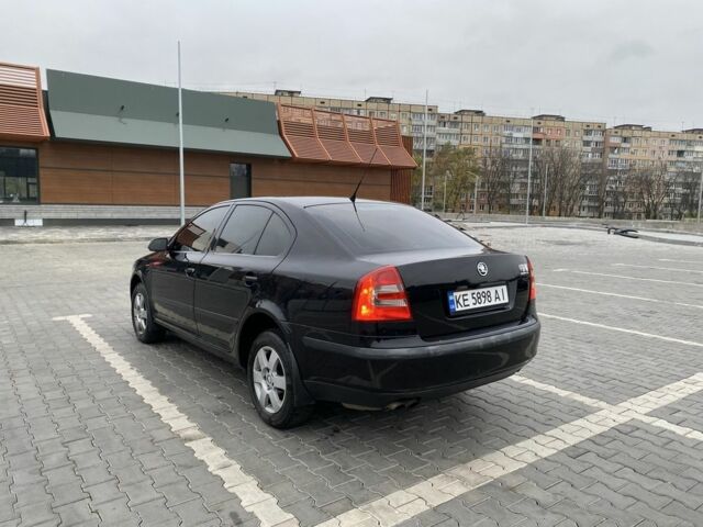 Черный Шкода Октавия, объемом двигателя 2 л и пробегом 192 тыс. км за 6500 $, фото 2 на Automoto.ua