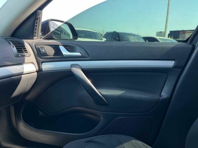 Черный Шкода Октавия, объемом двигателя 1.8 л и пробегом 345 тыс. км за 4740 $, фото 13 на Automoto.ua