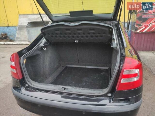 Черный Шкода Октавия, объемом двигателя 1.6 л и пробегом 198 тыс. км за 6999 $, фото 26 на Automoto.ua