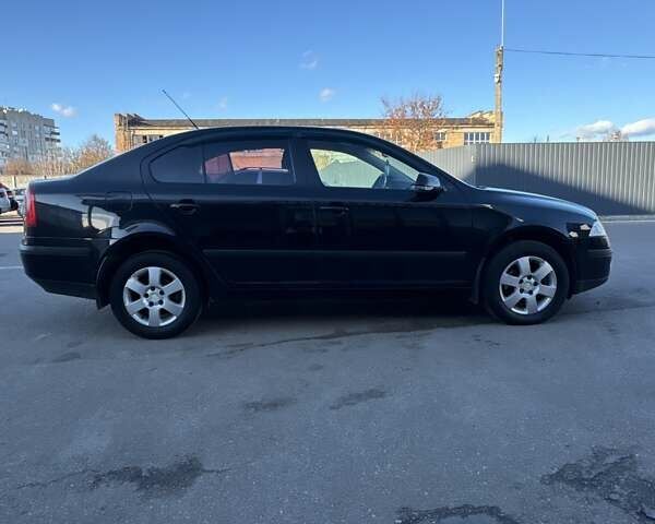 Черный Шкода Октавия, объемом двигателя 1.98 л и пробегом 192 тыс. км за 6400 $, фото 2 на Automoto.ua