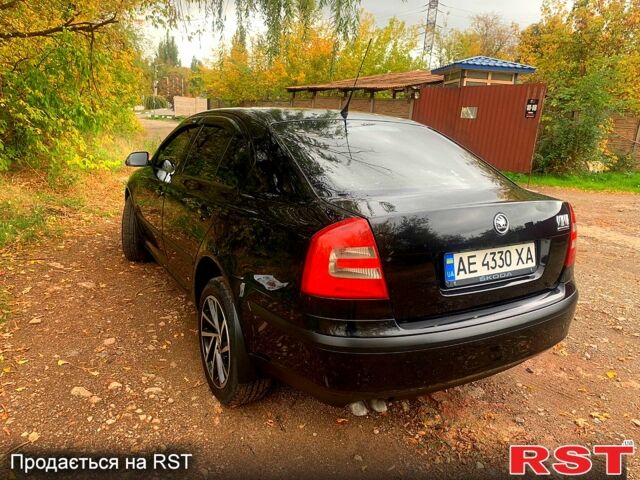 Чорний Шкода Октавія, об'ємом двигуна 2 л та пробігом 220 тис. км за 6999 $, фото 3 на Automoto.ua