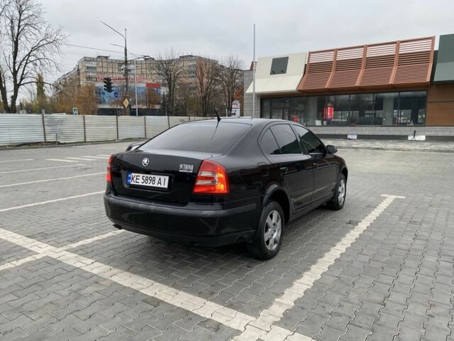 Черный Шкода Октавия, объемом двигателя 2 л и пробегом 192 тыс. км за 6500 $, фото 4 на Automoto.ua