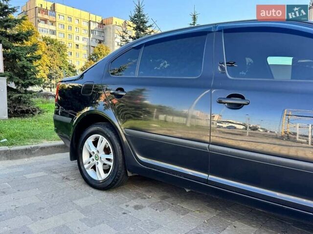 Чорний Шкода Октавія, об'ємом двигуна 1.6 л та пробігом 265 тис. км за 4999 $, фото 10 на Automoto.ua