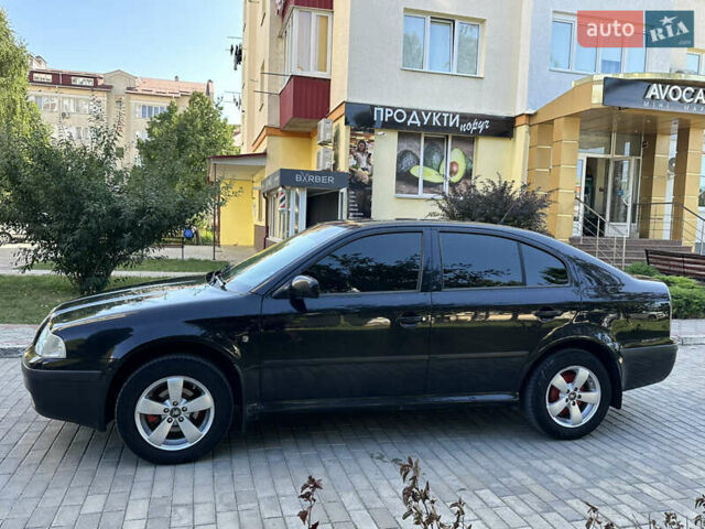 Чорний Шкода Октавія, об'ємом двигуна 1.6 л та пробігом 117 тис. км за 6500 $, фото 4 на Automoto.ua