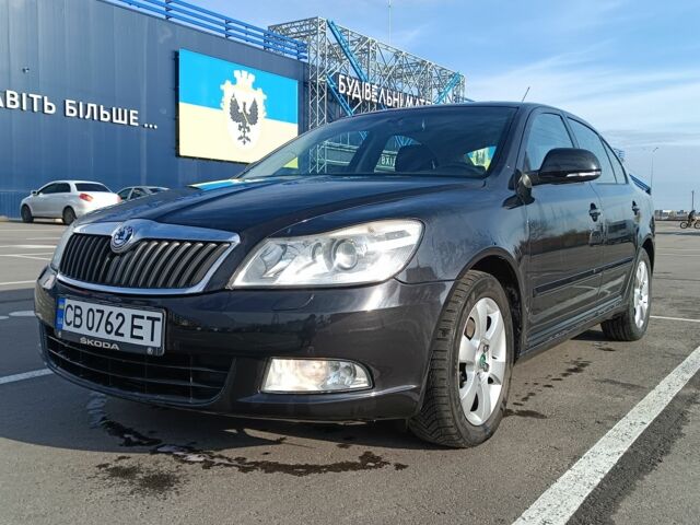 Черный Шкода Октавия, объемом двигателя 2 л и пробегом 198 тыс. км за 7850 $, фото 5 на Automoto.ua