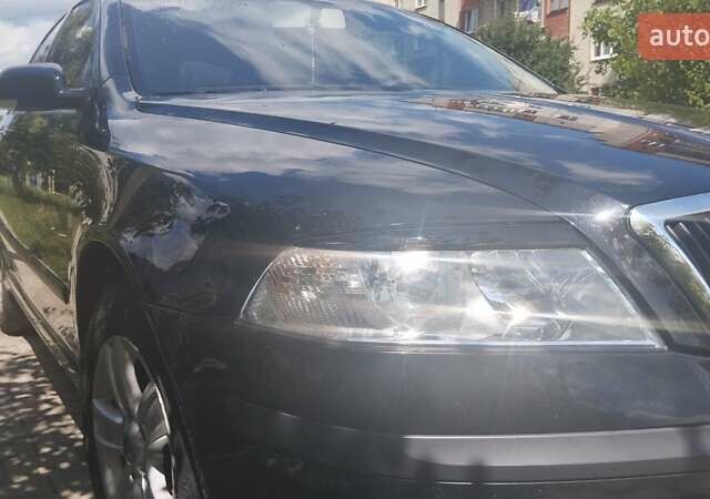 Черный Шкода Октавия, объемом двигателя 2 л и пробегом 250 тыс. км за 6600 $, фото 9 на Automoto.ua