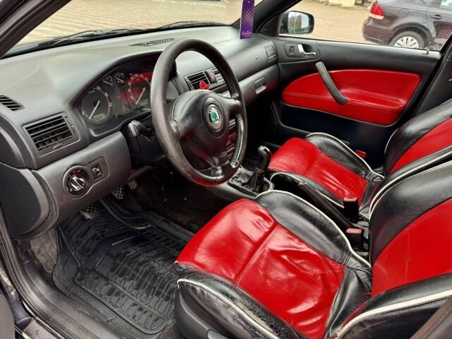 Чорний Шкода Октавія, об'ємом двигуна 1.8 л та пробігом 280 тис. км за 4300 $, фото 6 на Automoto.ua