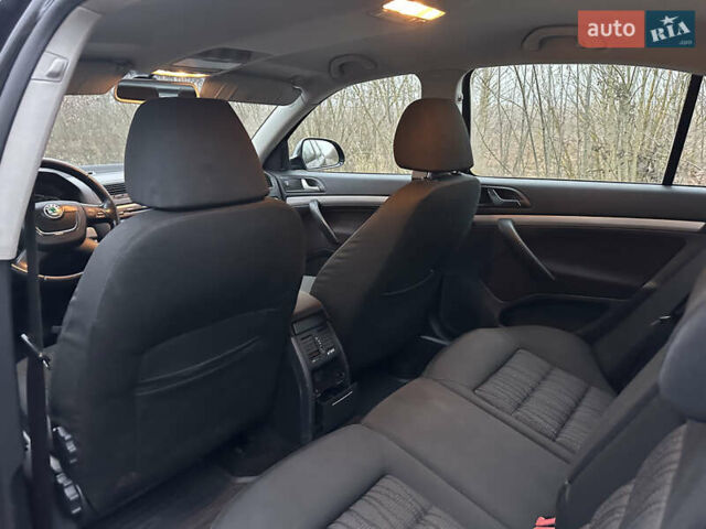 Черный Шкода Октавия, объемом двигателя 1.97 л и пробегом 198 тыс. км за 8200 $, фото 19 на Automoto.ua