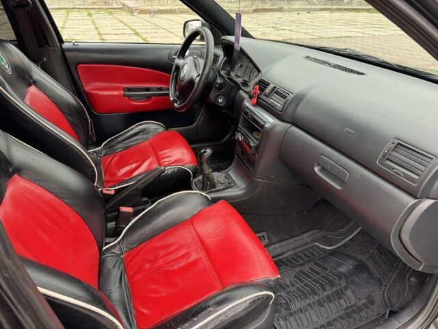 Чорний Шкода Октавія, об'ємом двигуна 1.8 л та пробігом 280 тис. км за 4300 $, фото 7 на Automoto.ua