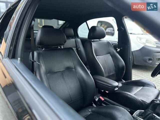 Черный Шкода Октавия, объемом двигателя 1.8 л и пробегом 164 тыс. км за 7500 $, фото 5 на Automoto.ua