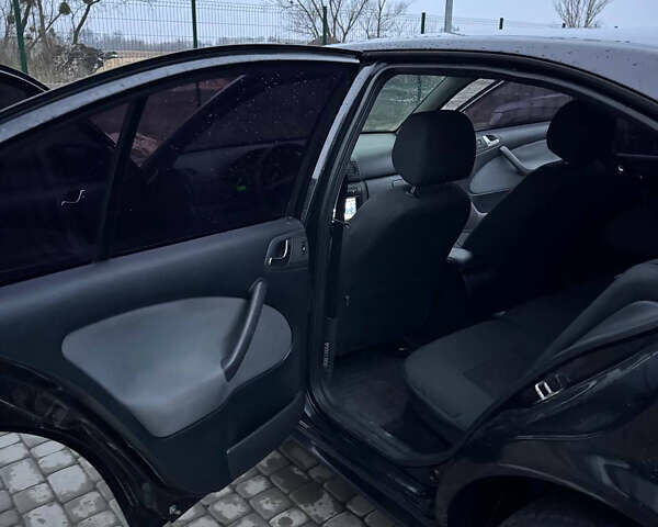 Черный Шкода Октавия, объемом двигателя 1.6 л и пробегом 245 тыс. км за 5400 $, фото 26 на Automoto.ua