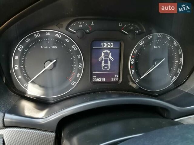 Чорний Шкода Октавія, об'ємом двигуна 1.98 л та пробігом 239 тис. км за 5800 $, фото 8 на Automoto.ua