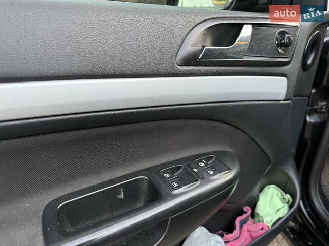 Черный Шкода Октавия, объемом двигателя 1.6 л и пробегом 297 тыс. км за 5500 $, фото 16 на Automoto.ua