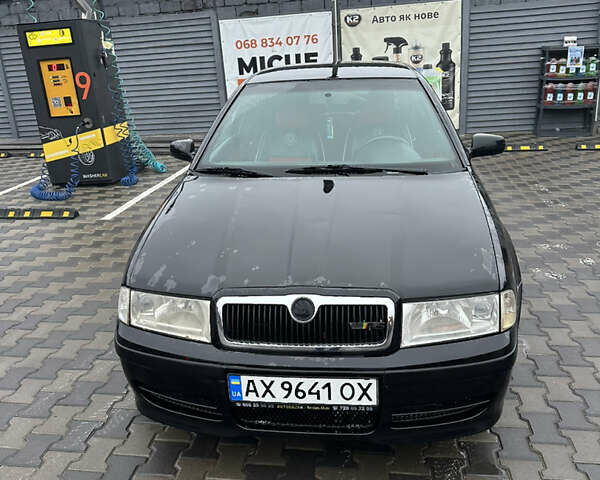 Черный Шкода Октавия, объемом двигателя 1.78 л и пробегом 287 тыс. км за 4500 $, фото 2 на Automoto.ua